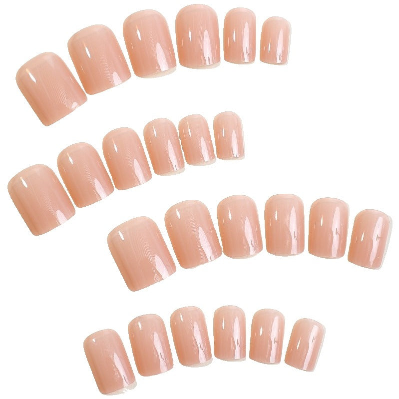 Artificial nail set with natural look and perfect fit Stornfield