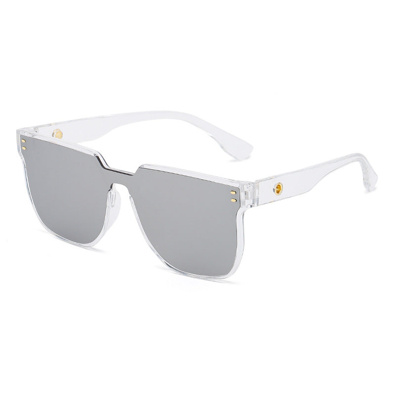 Women Fashionable Oversized Sunglasses with Distinctive Design Stornfield
