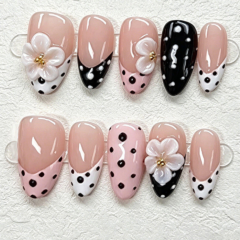 Artful nail tips in elegant design Stornfield