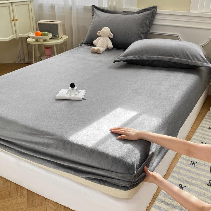 Ultra-Soft Fleece Mattress Protector