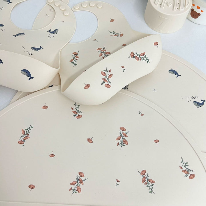 Silicone Suction Placemat with Whale Print and Raised Edge