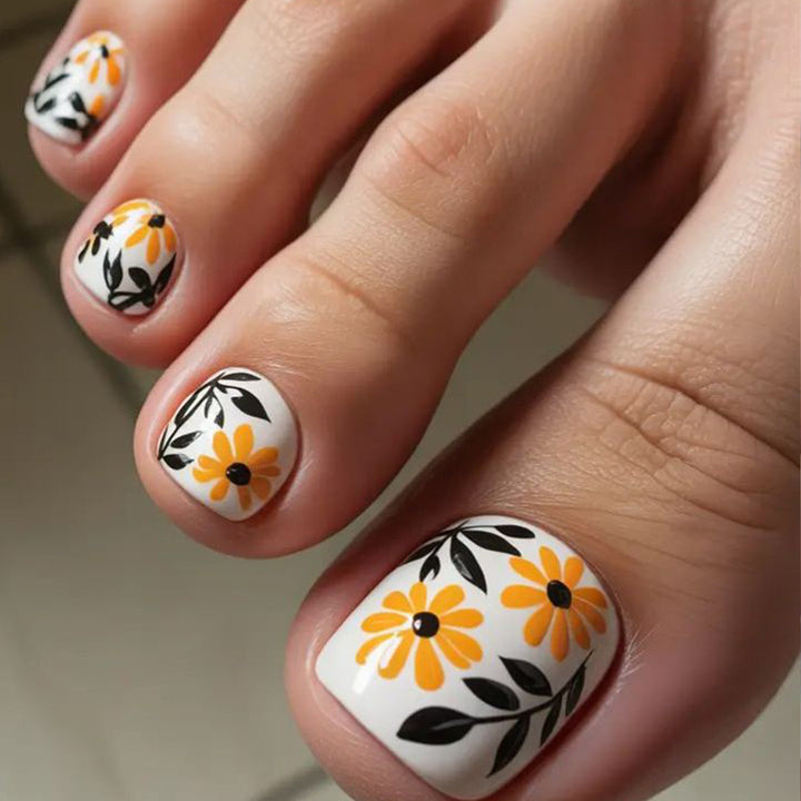 Floral Acrylic Nail Art Set Stornfield