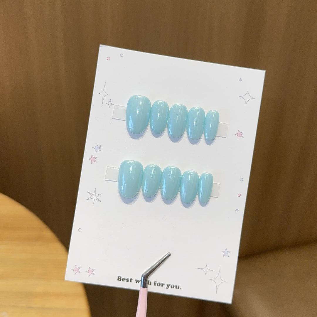 Artificial Gel Nails in Modern Design Stornfield