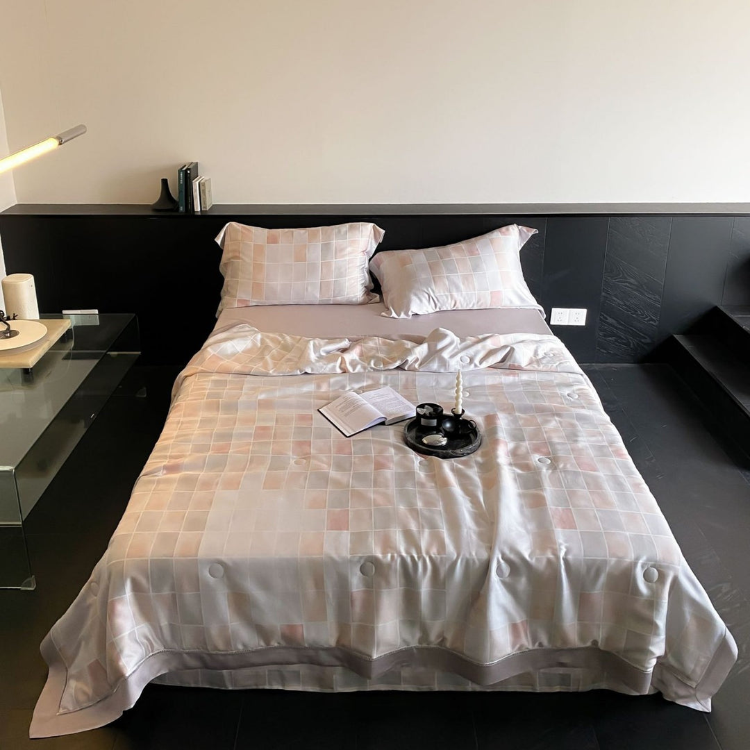 Bedding set made of cotton satin with subtle heart jacquard and silky glossy finish Stornfield