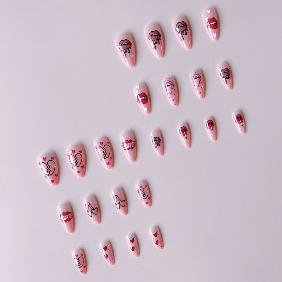 Artificial nail set with playful lip and heart motifs Stornfield