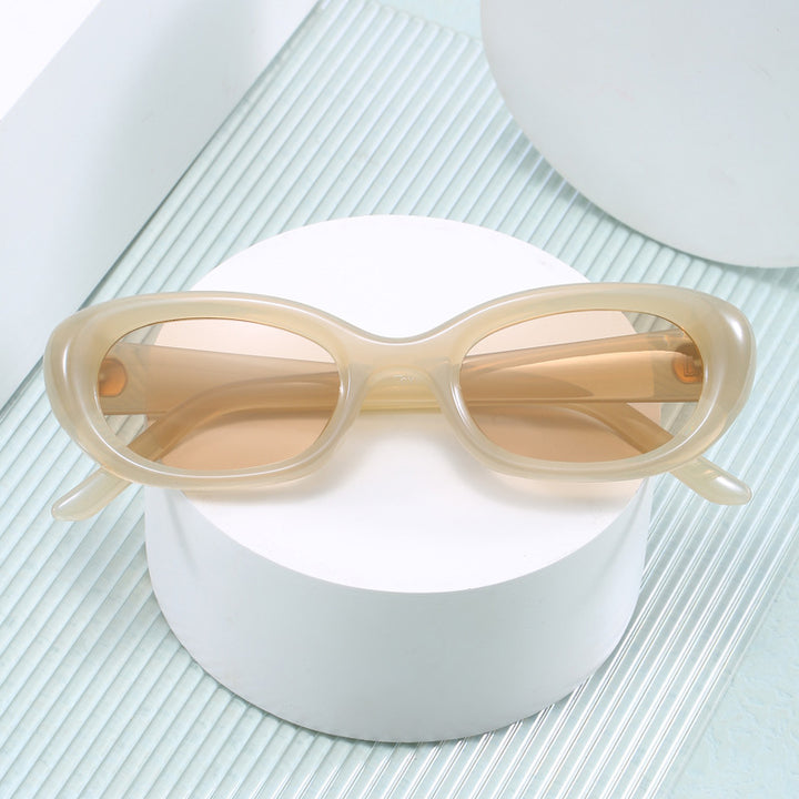 Women's fashionable sunglasses with oval design and UV protection Stornfield
