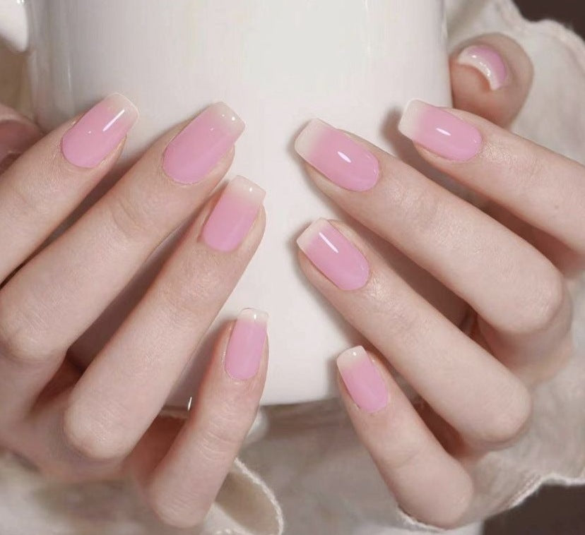 Elegant Glossy French Tip Nail Art Extensions Stornfield