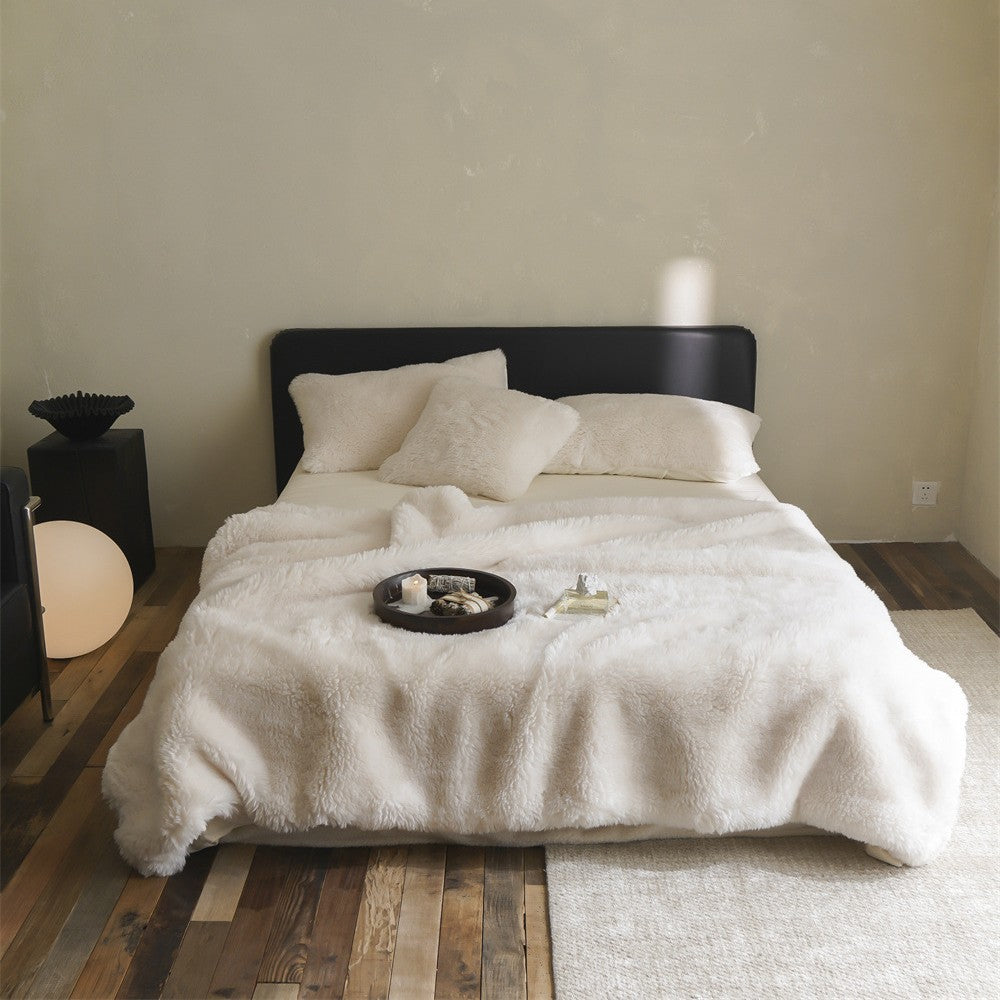Large luxurious faux fur throw
