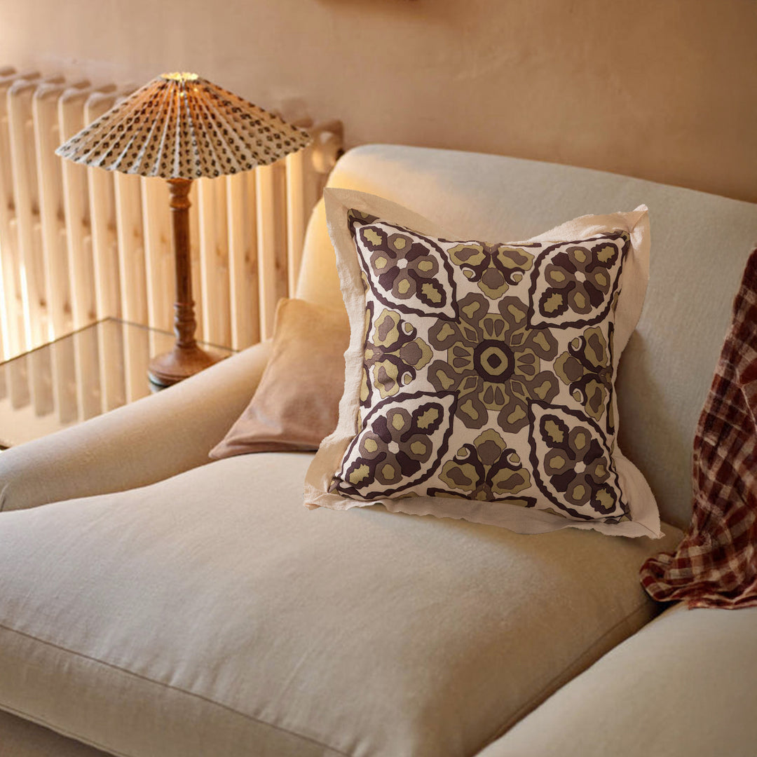 Decorative linen cushion cover with ethnic pattern Stornfield