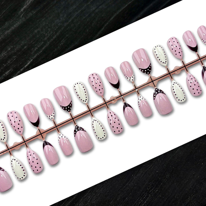 Decorative Press-On Nail Set with Modern Design