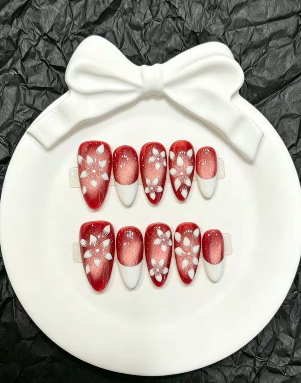 Decorative Press-On Nail Art Set with Floral and Whimsical Designs