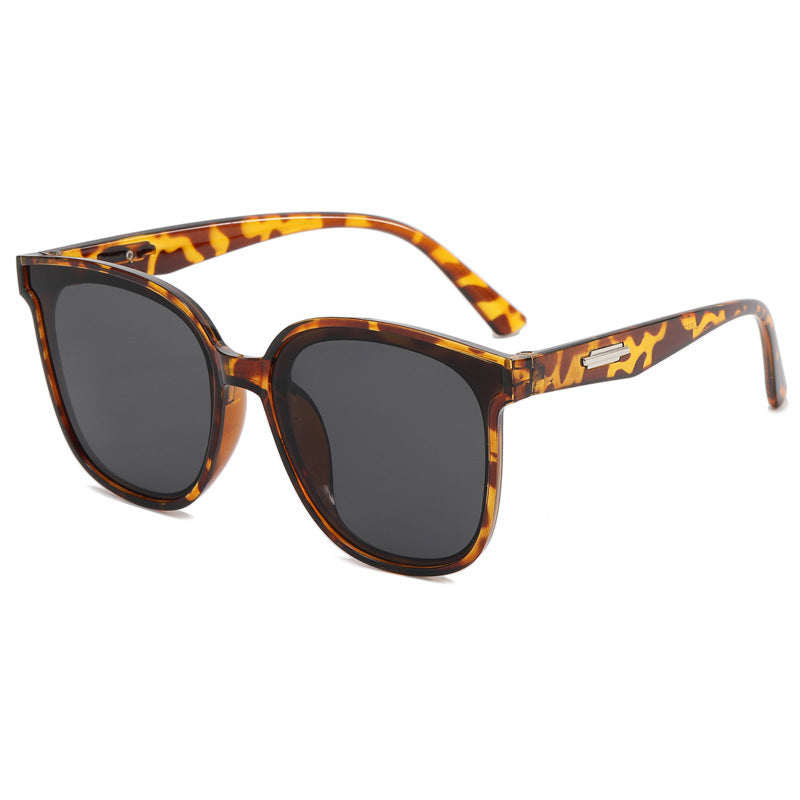 Women's stylish sunglasses with wide frame and UV protection Stornfield