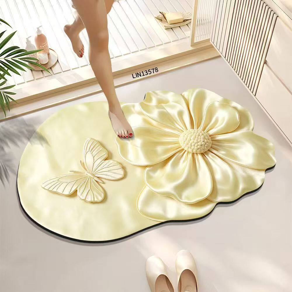 Luxurious Floral Pattern Bath Mat