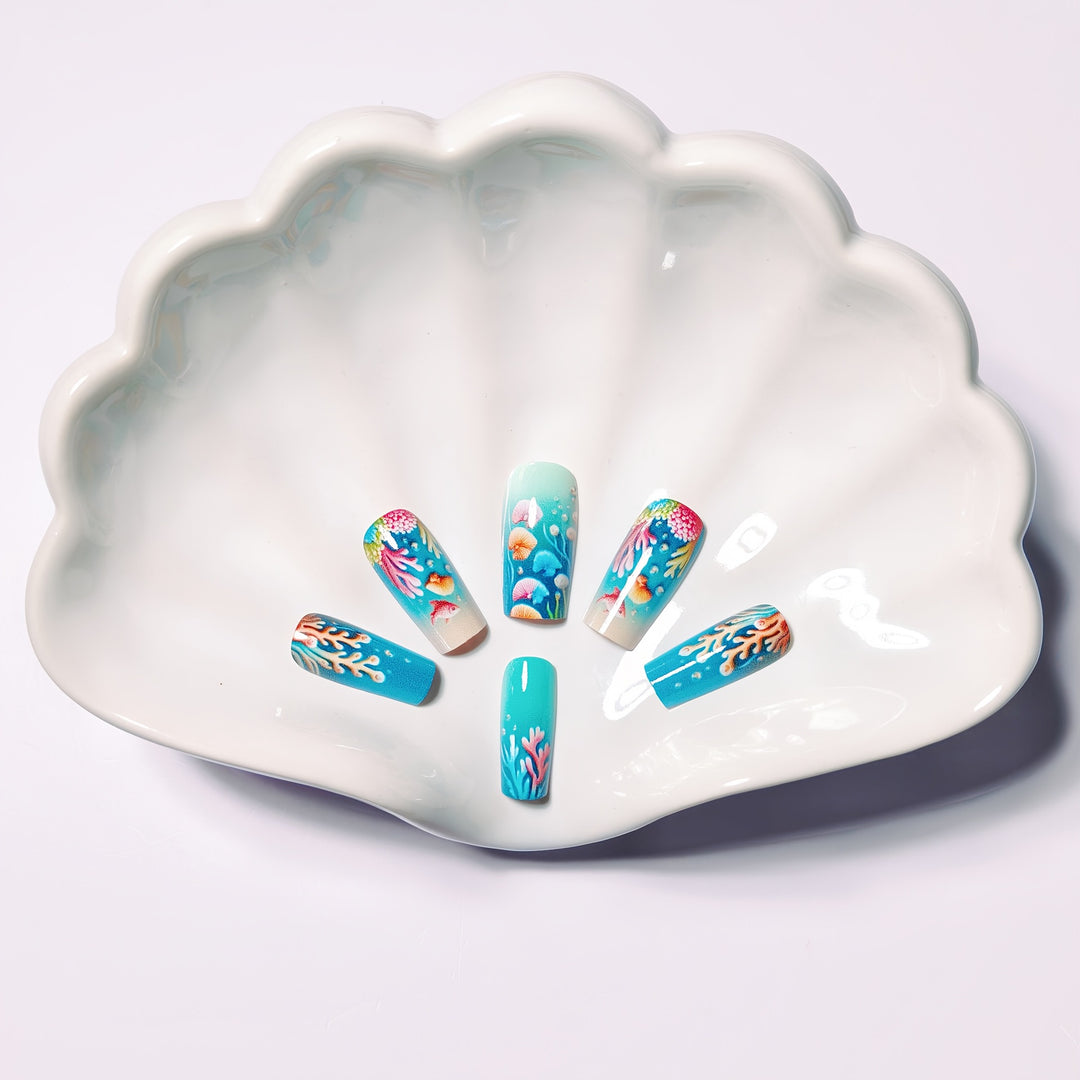 Art nails with filigree underwater motif Stornfield