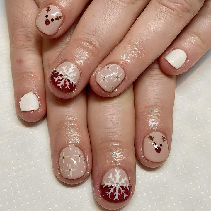 Festive Holiday-Themed Nail Art Set Stornfield
