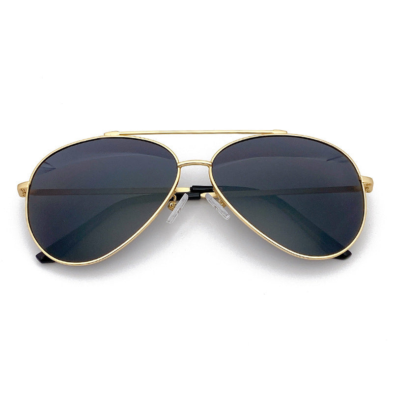 Fashionable Pilot Sunglasses Stornfield