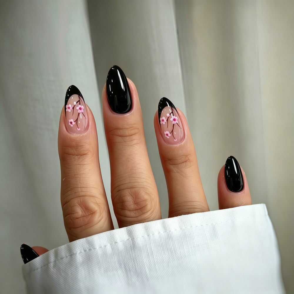Trendy Artificial Nails with Floral Accents Stornfield