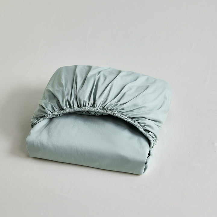 Deep-Pocket Fitted Bed Sheet with All-Around Elastic Cotton-Sateen Fit