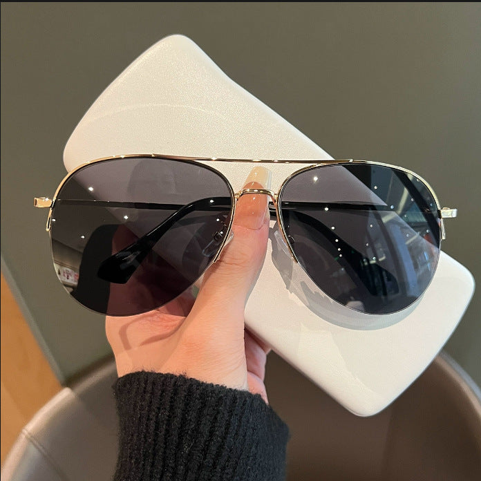 Stylish Aviator Sunglasses Stornfield