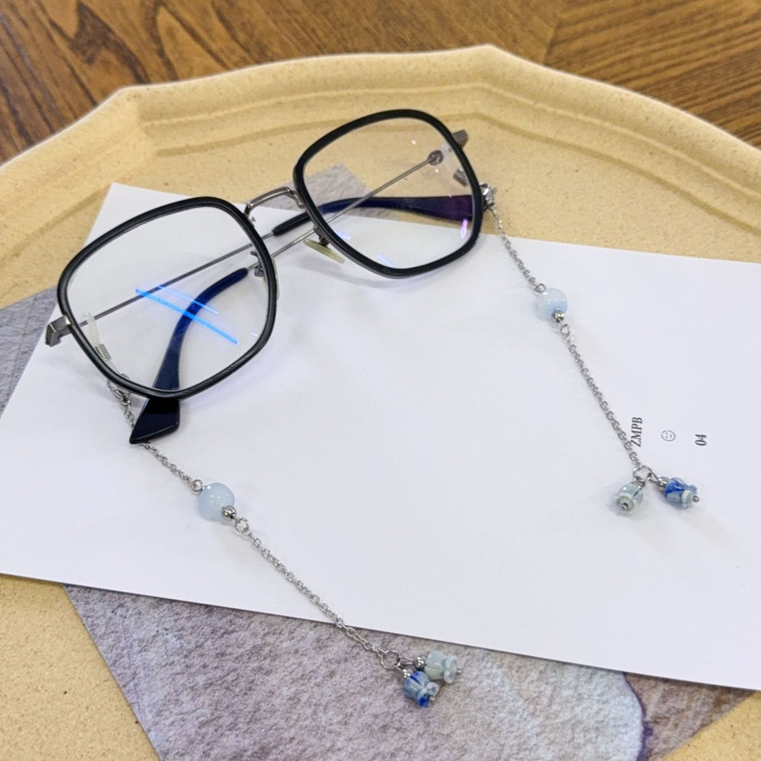 Delicate Bead-Embellished Eyewear Chain Stornfield