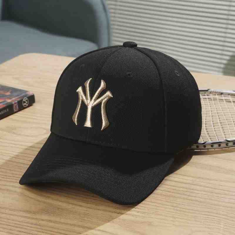 Men's Classic Structured Cap Stornfield