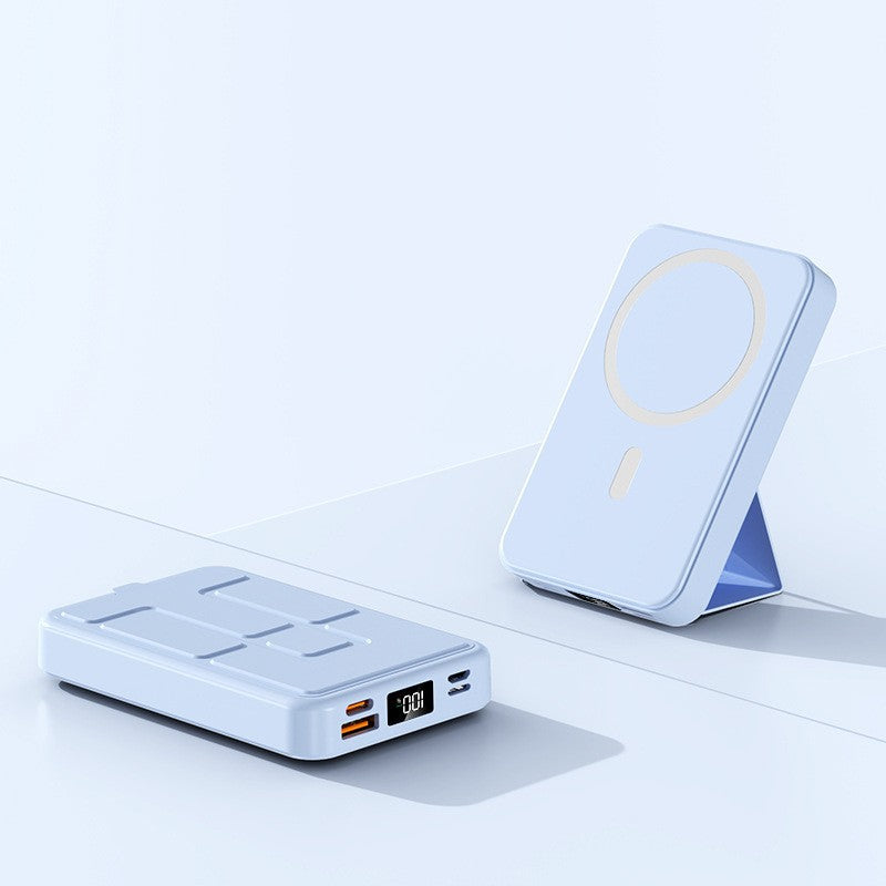 Portable Magsafe Powerbank with Integrated Stand Stornfield