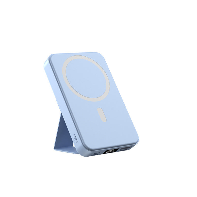 Wearable Wireless Powerbank with Integrated Usb Cables Stornfield
