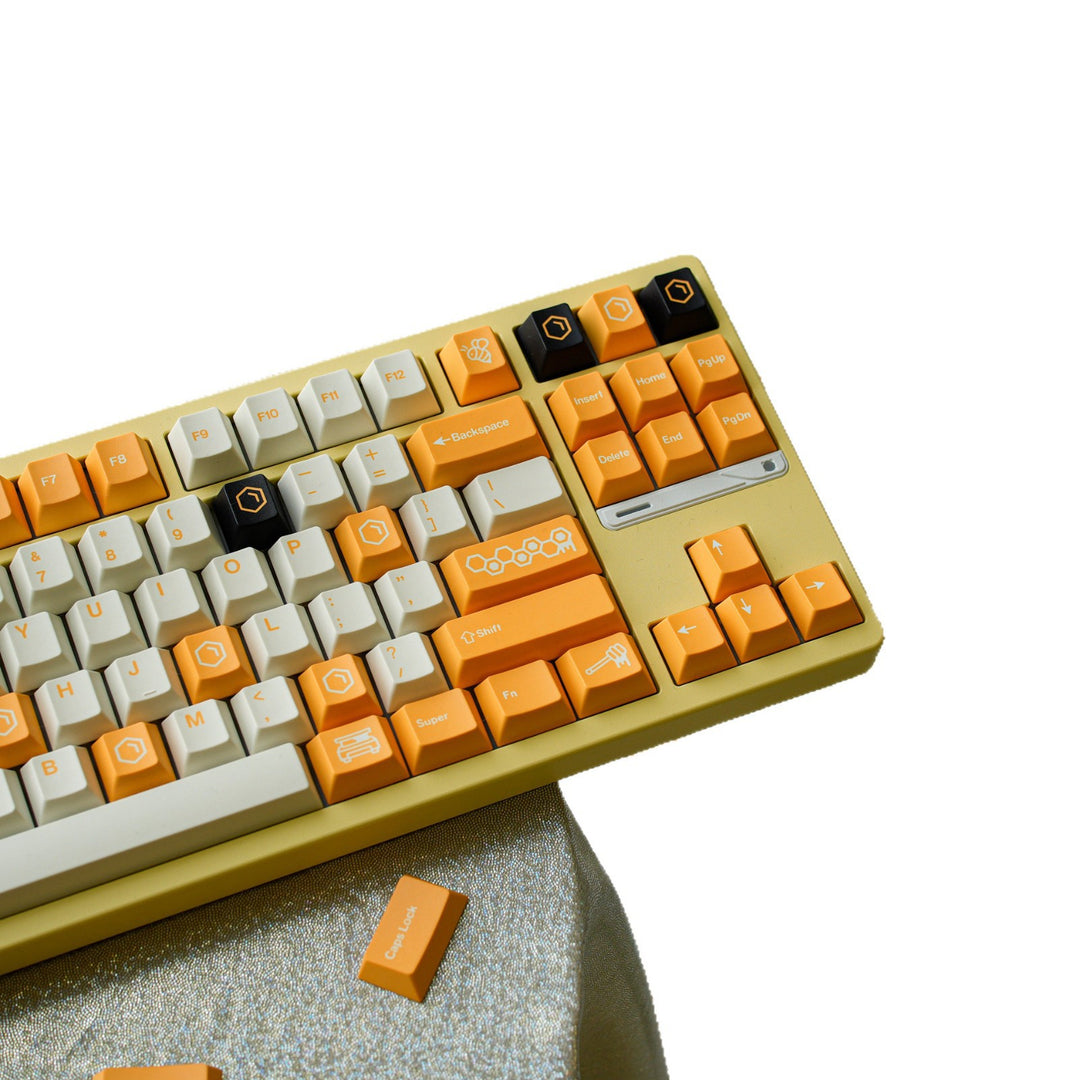 Retro-themed Mechanical Keyboard Stornfield