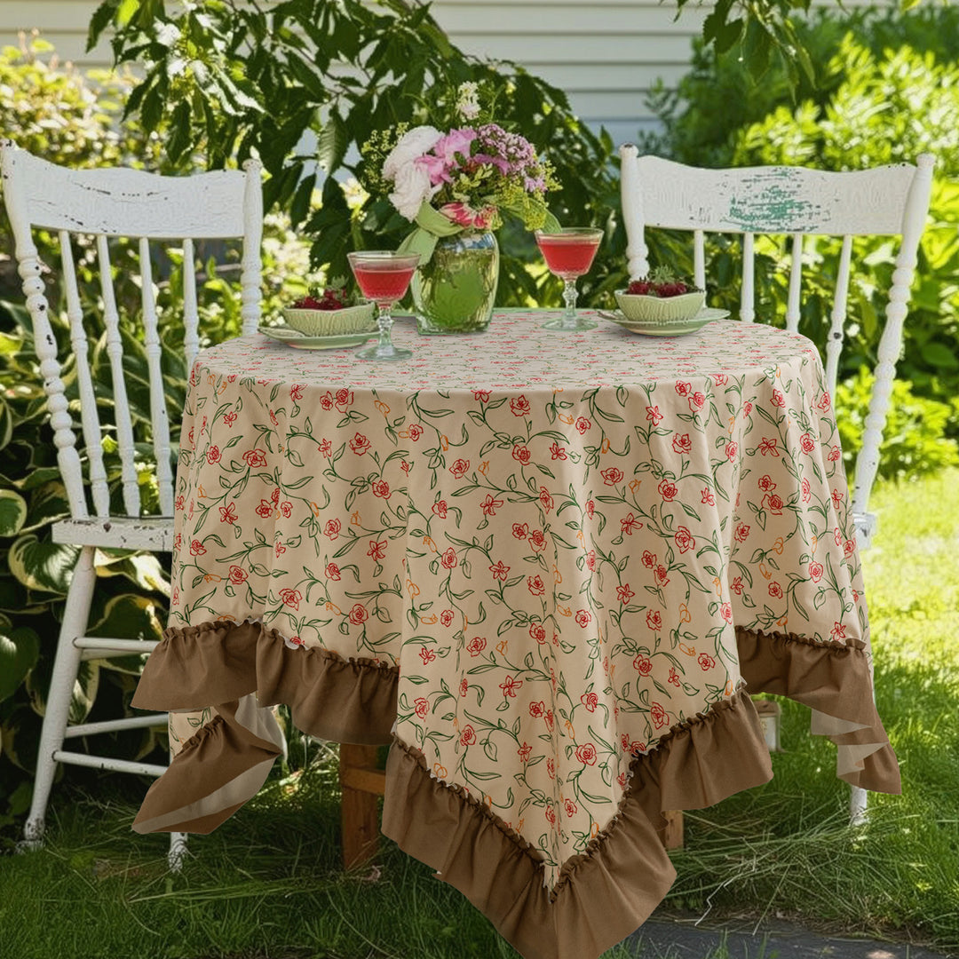 Tablecloth with floral vintage print look and gathered frill Stornfield