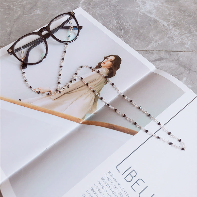 Charming Beaded Eyewear Chain Stornfield