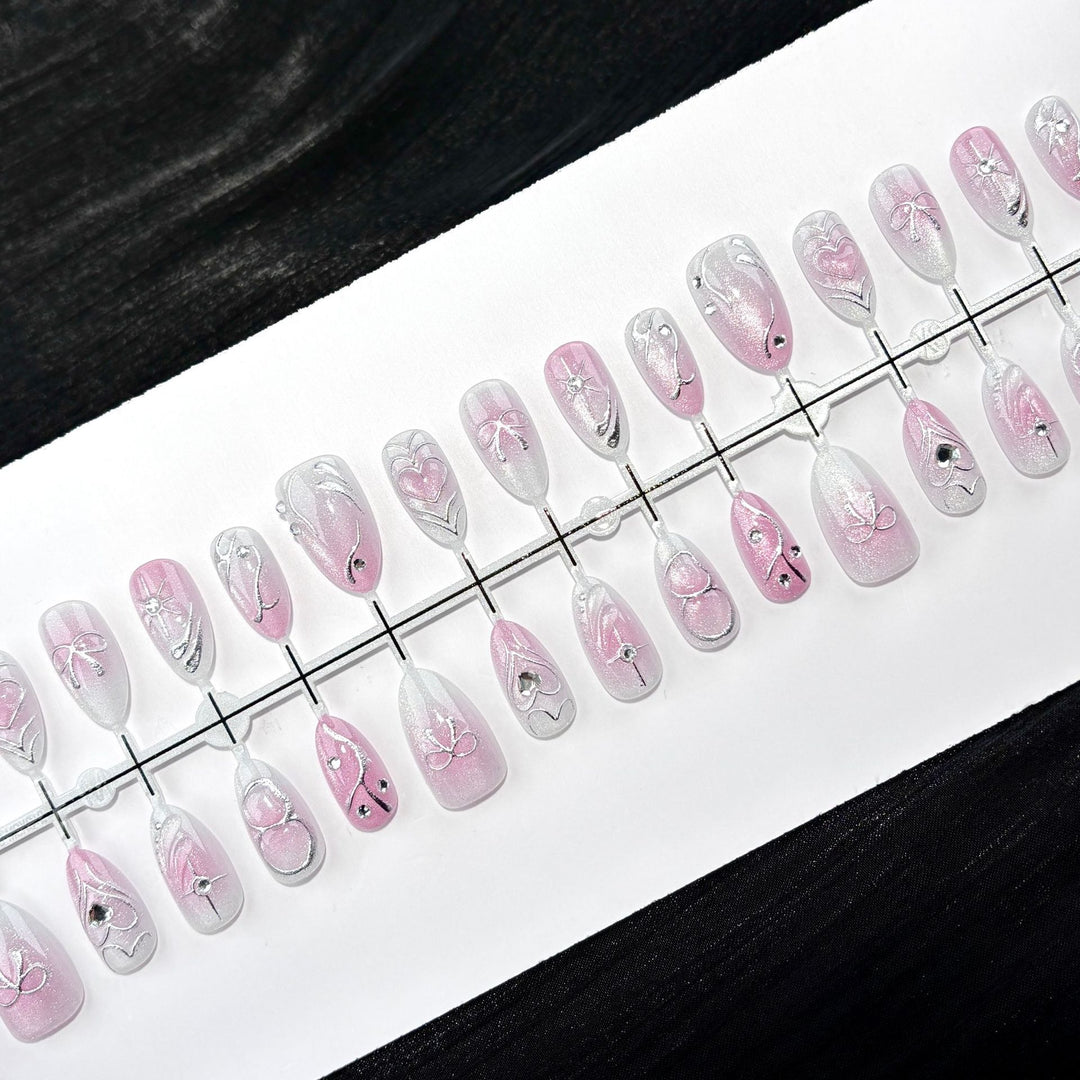 Glamorous Press-On Nail Art Set 1790745680
