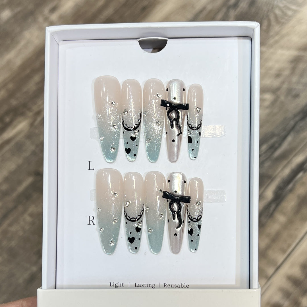 Artistic Design Press-On Nail Set