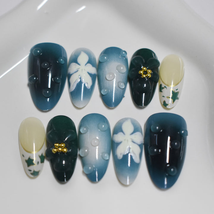 Decorative Press-On Nail Art with Floral Elements Stornfield