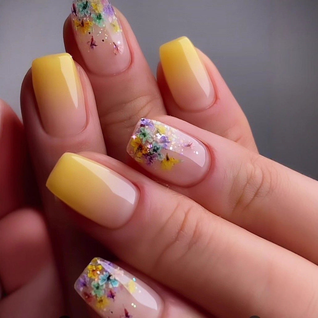 Creative Nail Art with Exotic Leaf Design Stornfield