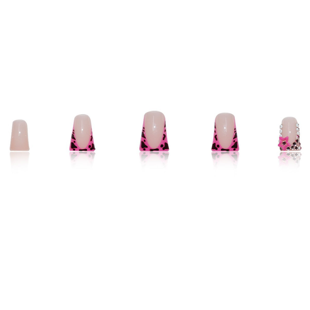 Thematic Star-Embellished Press-On Nail Extensions Stornfield