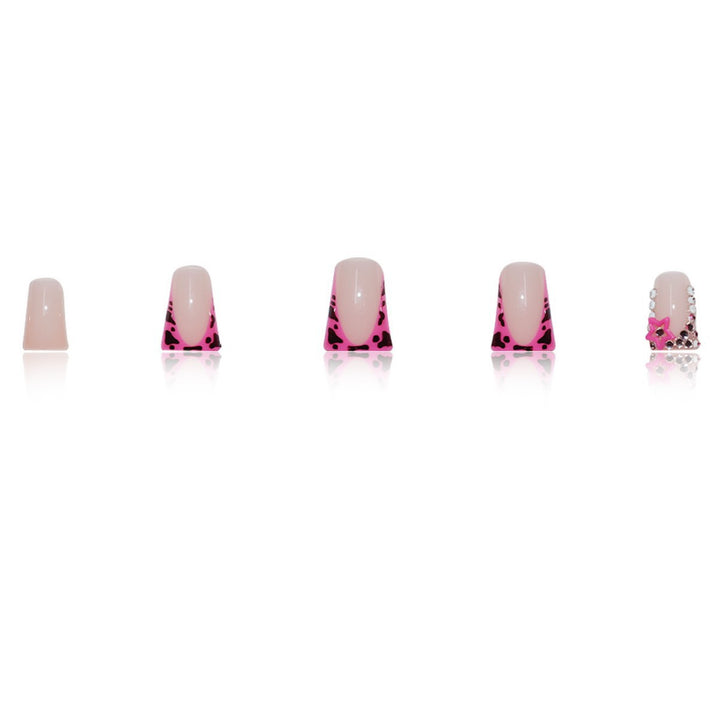 Thematic Star-Embellished Press-On Nail Extensions Stornfield