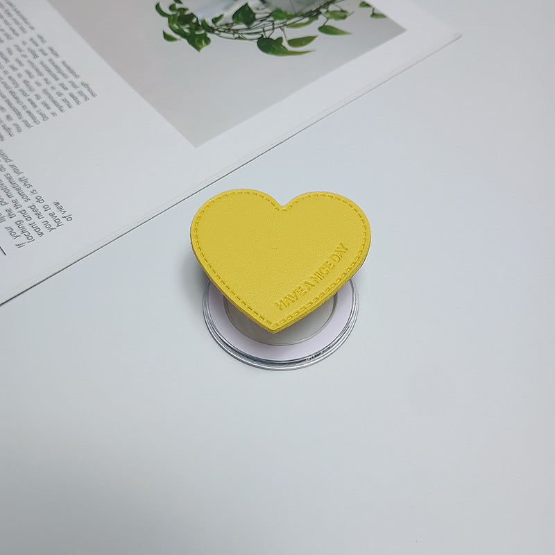 Heart-Shaped Phone Grip Stornfield