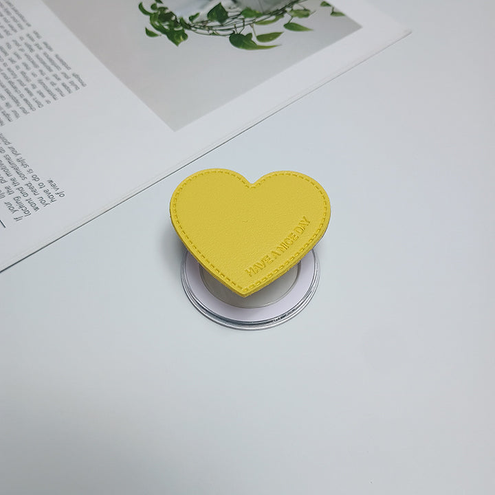 Heart-Shaped Phone Grip Stornfield
