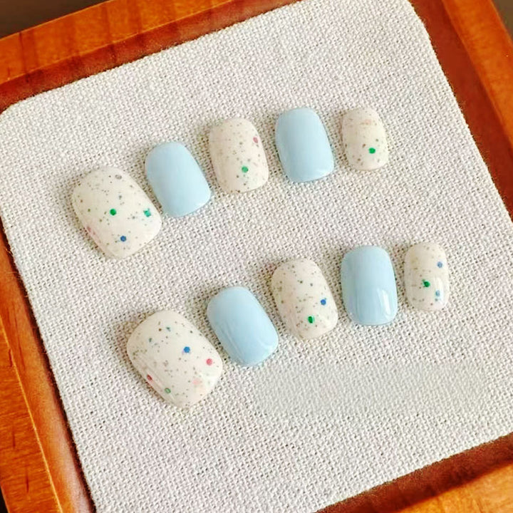 Artistic Cat-Themed Press-On Nail Art Set Stornfield