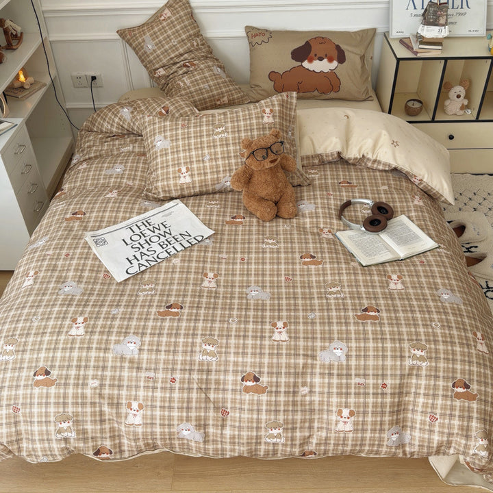 Children's bedding set made from skin-friendly cotton blend with playful pony print