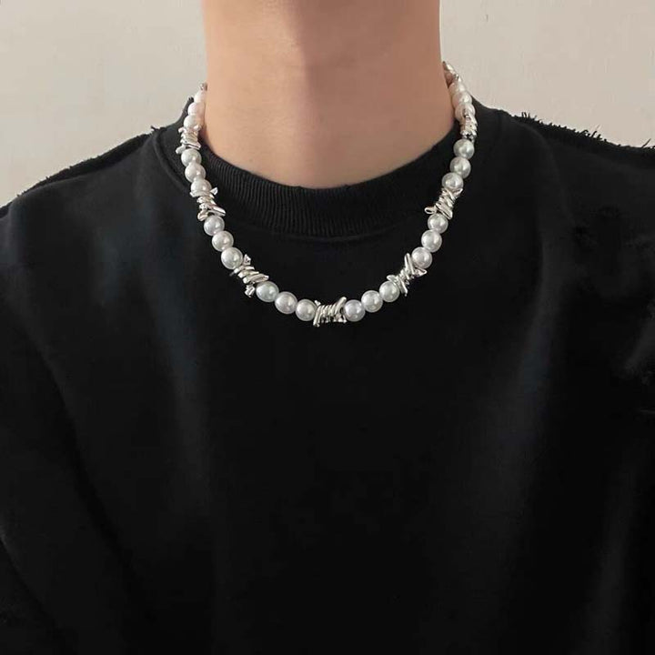 Delicate pearl necklace with filigree design Stornfield