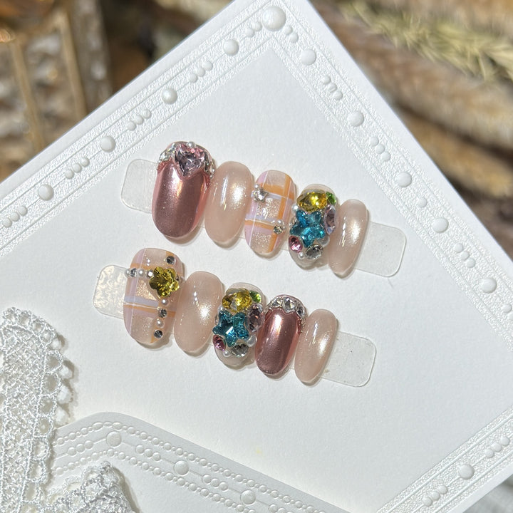 Artistic Themed Nail Art Set Stornfield
