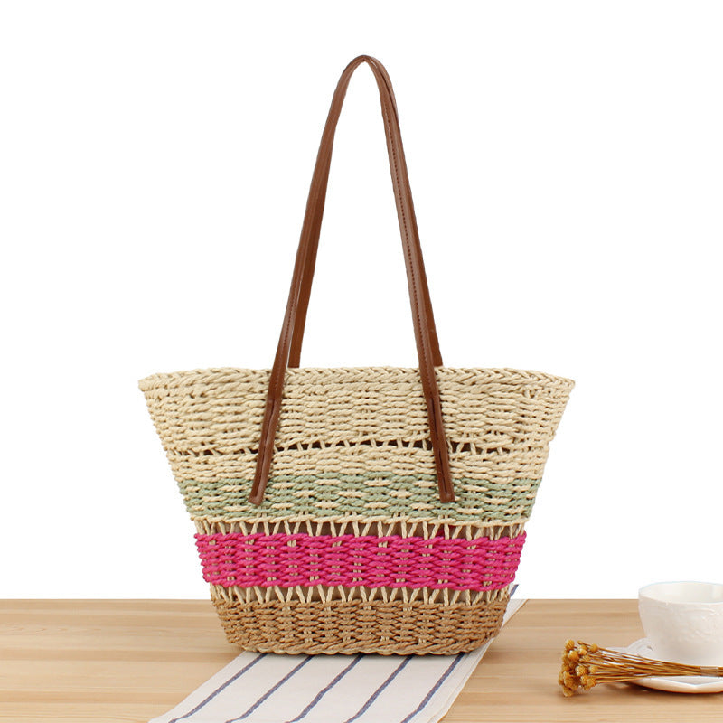 Fashionable straw bag with leather details Stornfield