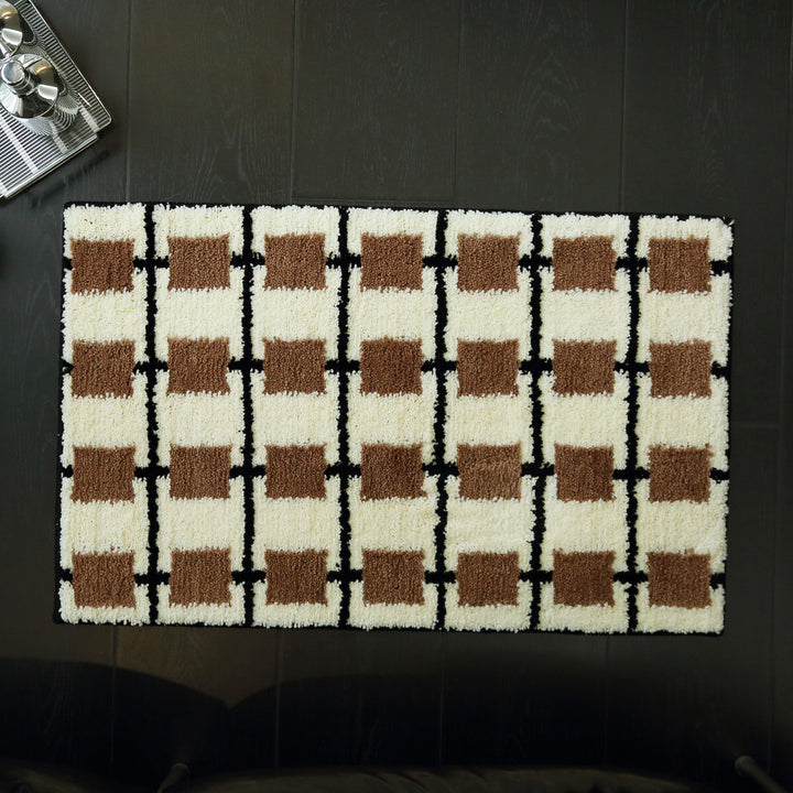Soft Plush Square Pattern Bath Mat