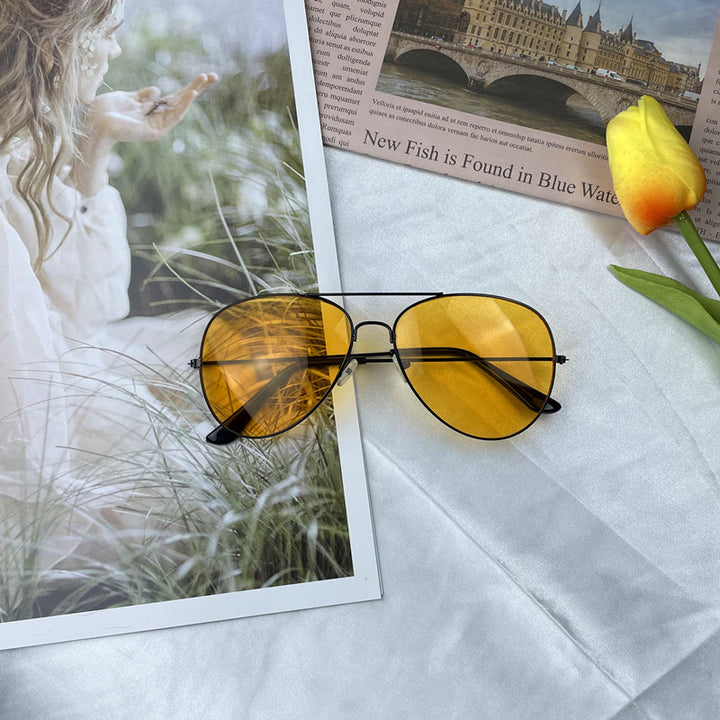 Vintage-Inspired Aviator Sunglasses Stornfield