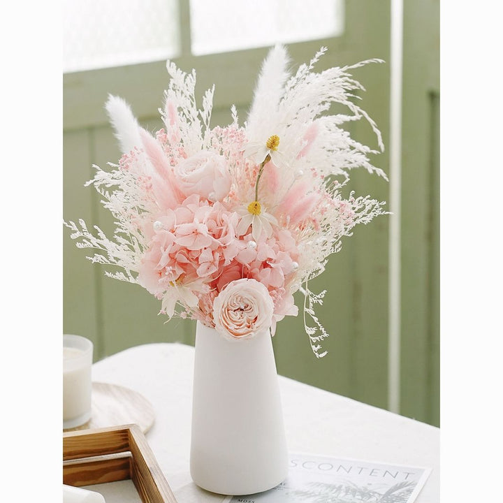 Decorative Faux Pampas Grass Bouquet