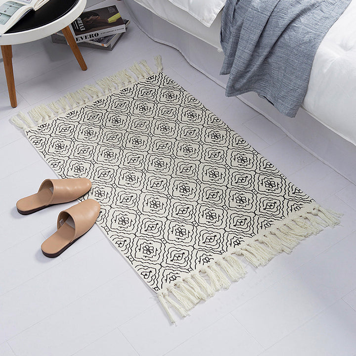 Narrow cotton runner
