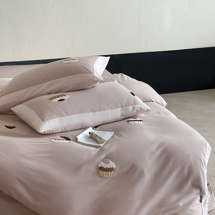 Embroidered Cupcake Cotton Sateen Duvet Cover Set with Appliqué Details