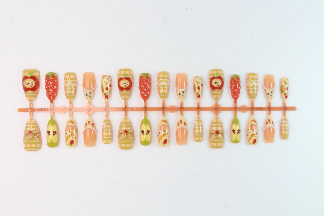 Artificial nail set with cheerful fruit and flower motifs Stornfield