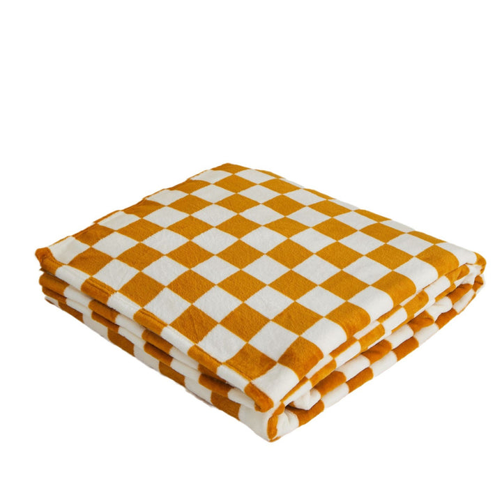 Cozy Checkered Fleece Blanket